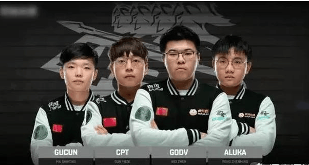 这正是她在 这正是她在