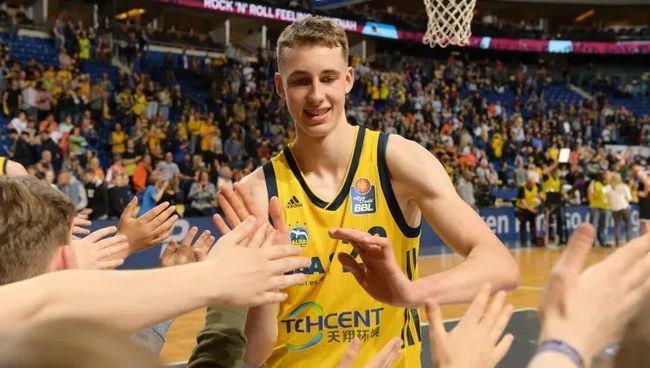 注2億英鎊 注2億英鎊